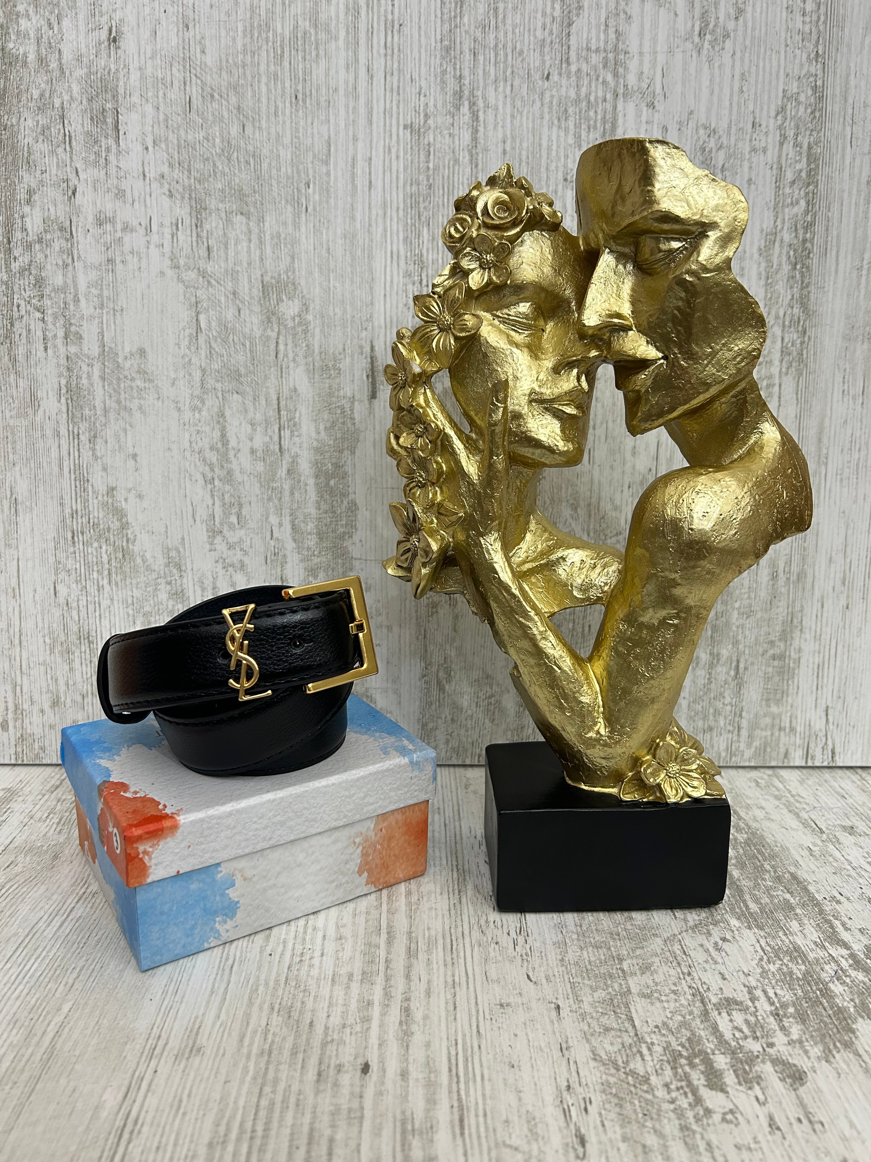 Yves Saint Laurent