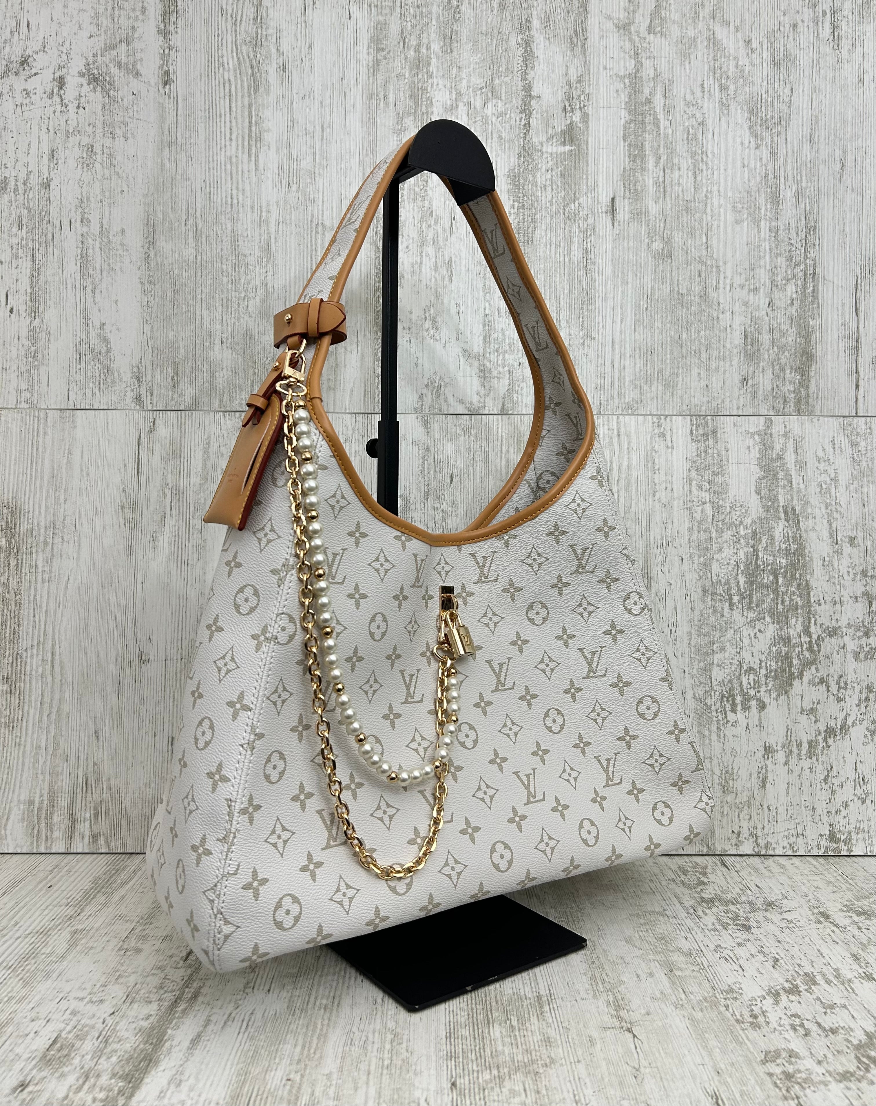 Louis Vuitton Shopping