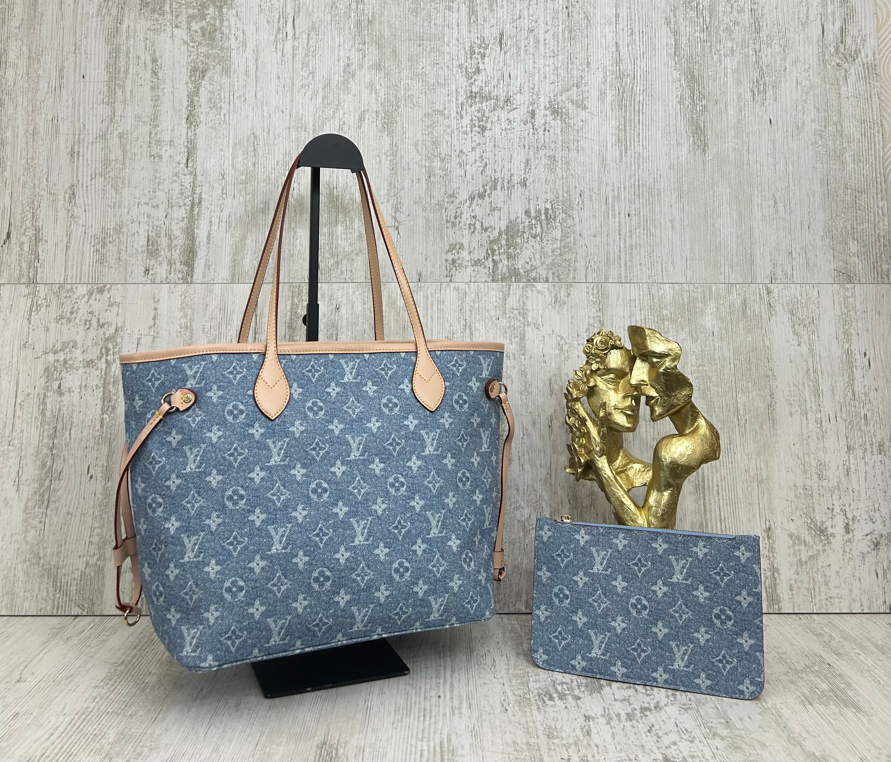 Louis Vuitton Shopping
