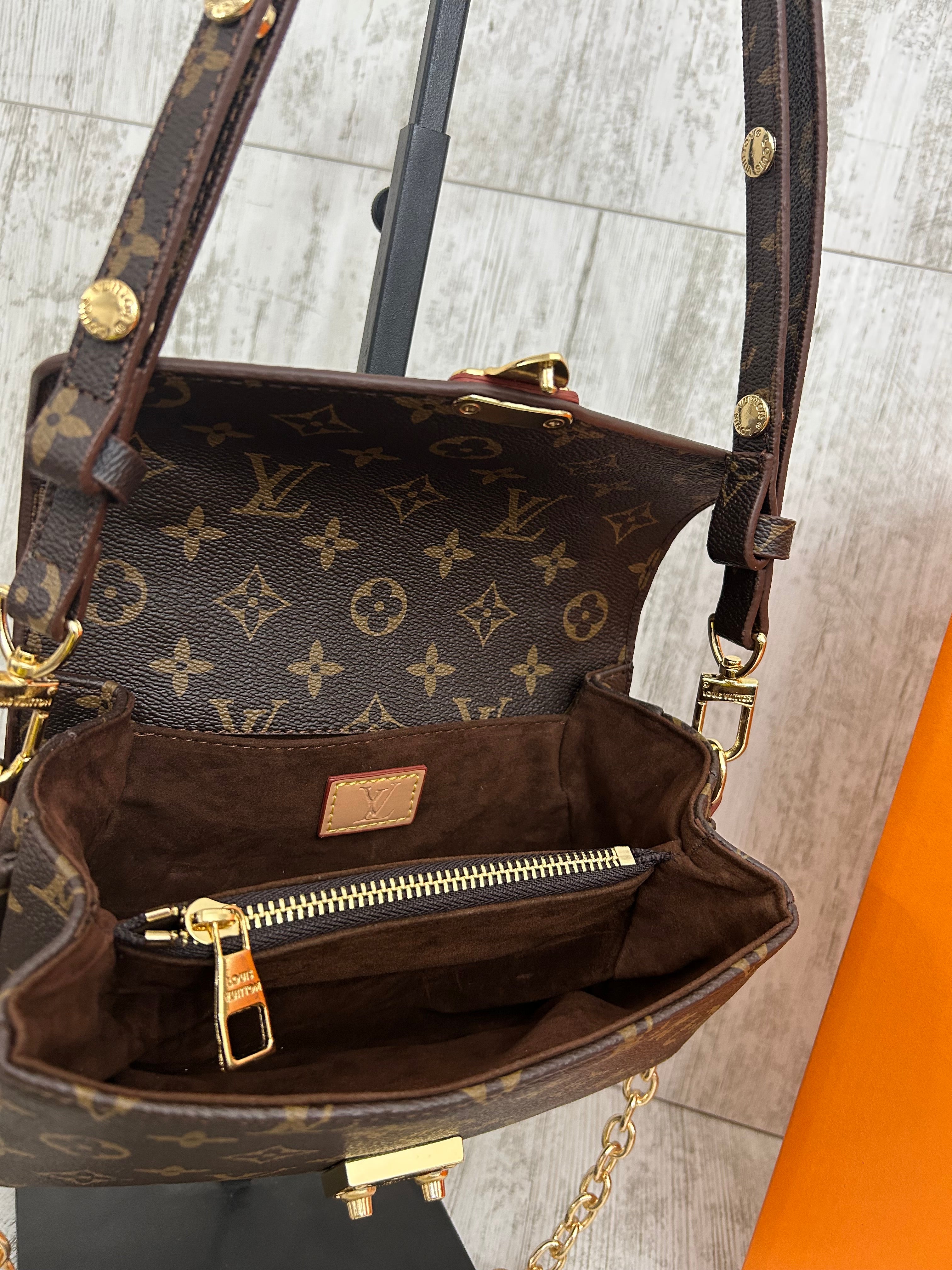 Louis Vuitton Metis