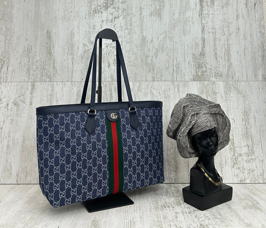 Gucci Shopping