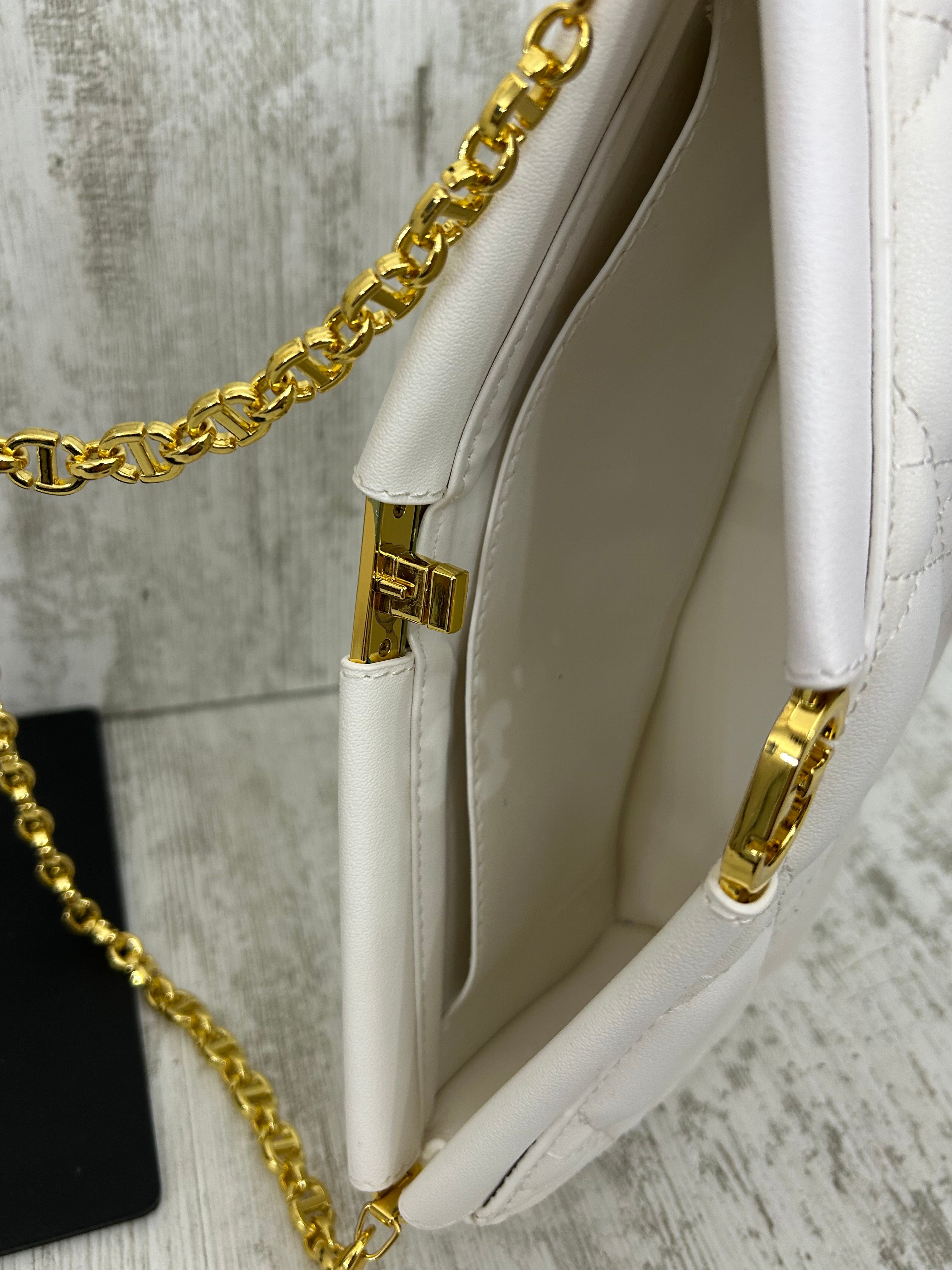 Christian Dior