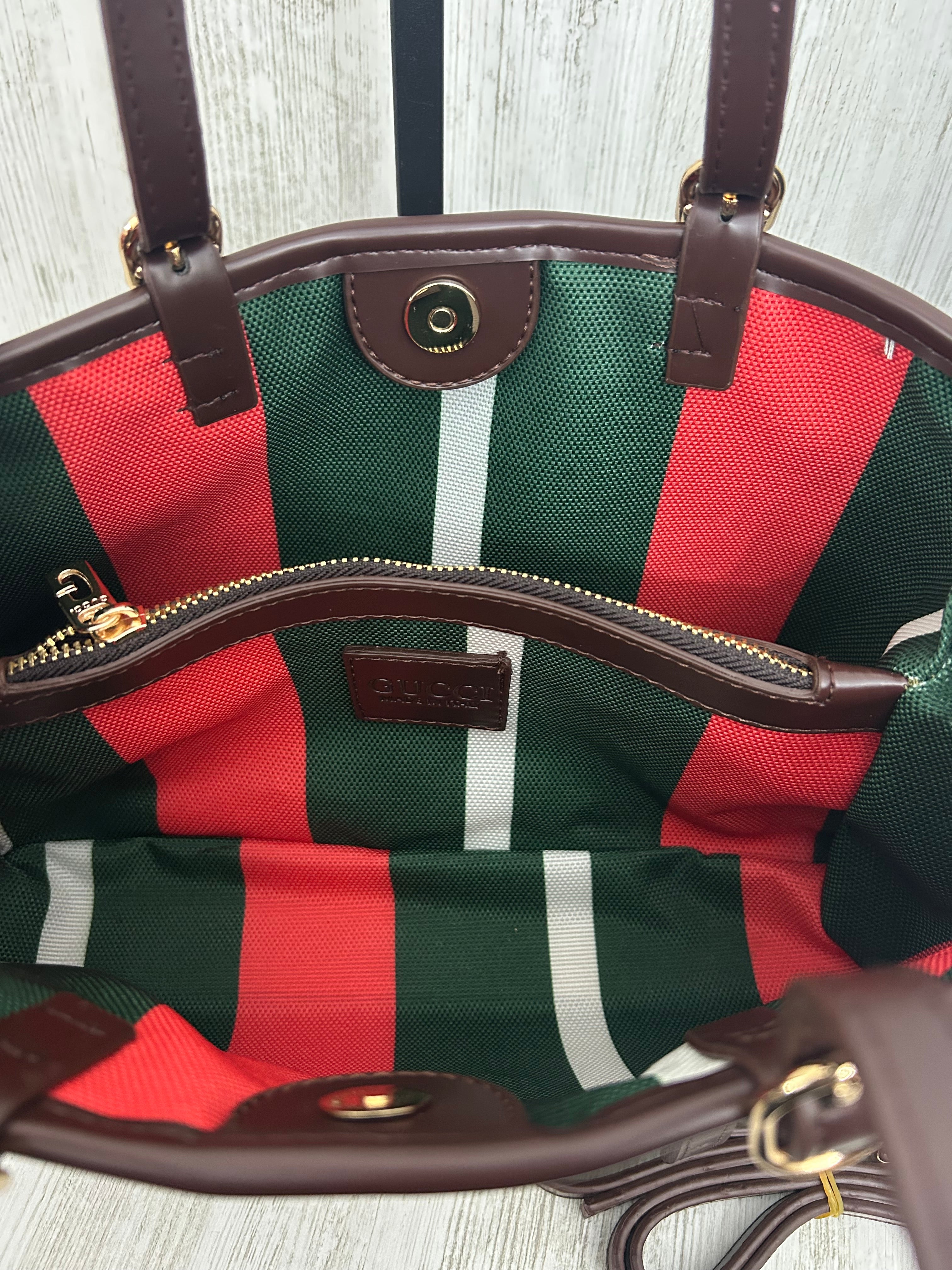 Gucci  Shopping